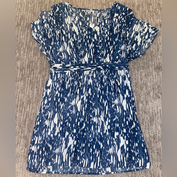 NWT Beautiful Blue Dress - Picture 2 of 6